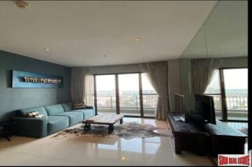 The Emporio Place - Spacious Modern 20th Floor One Bedroom for Rent with City Views in Phrom Phong