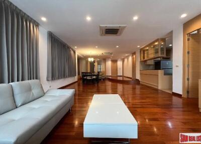 Academia Grand Tower Condominium - 3 Bedrooms and 2 Bathrooms for Sale in Phrom Phong Area of Bangkok