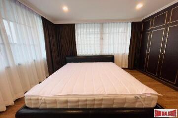 Academia Grand Tower Condominium - 3 Bedrooms and 2 Bathrooms for Sale in Phrom Phong Area of Bangkok