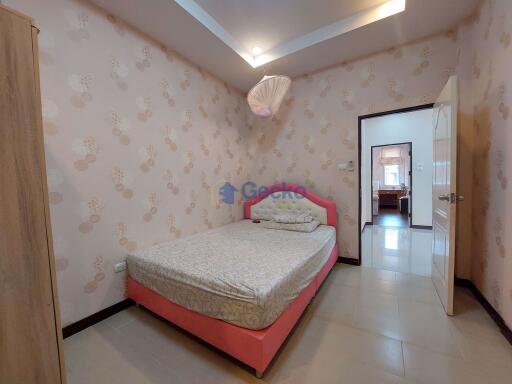 3 Bedrooms House in Chokchai Village 7 East Pattaya H010383