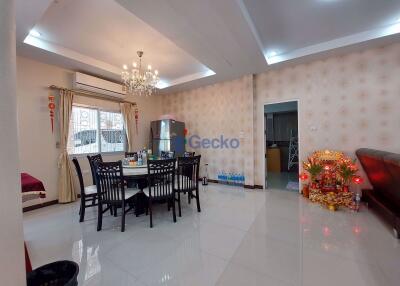 3 Bedrooms House in Chokchai Village 7 East Pattaya H010383
