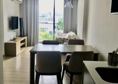 Da€™Memoria Condominium - 2 Bed Fully Furnished Condo on the 6th Floor with Garden and City Views very close to BTS Ari