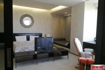 Baan Yen Akard Condominium - Sunny Spacious Two Bedroom Condo for Sale in Sathorn