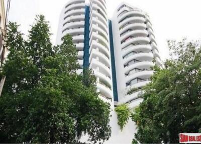 Baan Yen Akard Condominium - Sunny Spacious Two Bedroom Condo for Sale in Sathorn