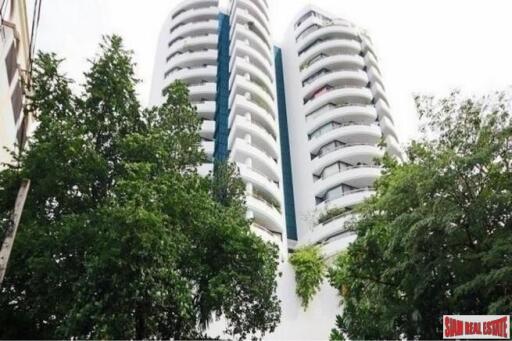 Baan Yen Akard Condominium - Sunny Spacious Two Bedroom Condo for Sale in Sathorn