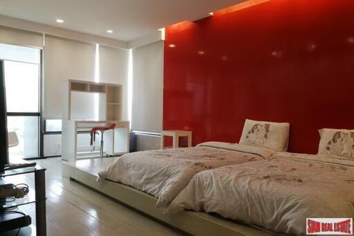 Baan Yen Akard Condominium - Sunny Spacious Two Bedroom Condo for Sale in Sathorn