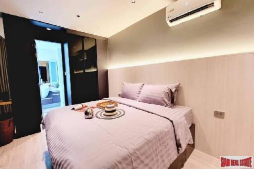 Sky Walk Condo - Large Two Bedroom on 21st Floor at Phra Khanong