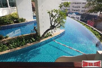 Sky Walk Condo - Large Two Bedroom on 21st Floor at Phra Khanong