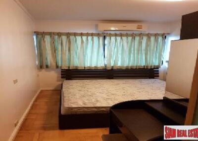 Liberty Park 2 Sukhumvit - Large 2 Bed Condo in Great Location off Soi 11 Sukhumvit