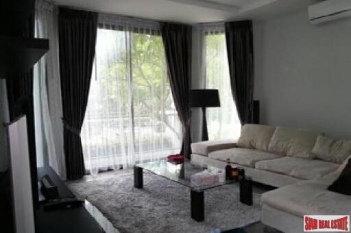 Lalin Greenville - Large Two Storey Four Bedroom House with Private Yard in Ban Thap Chang