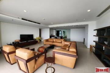 The River Condominium - 3 Bedrooms and 3 Bathrooms for Sale in Chao Phraya River Area of Bangkok