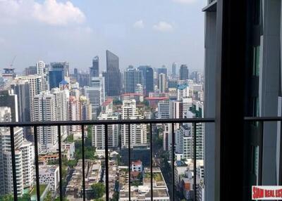 EDGE Sukhumvit 23 - Corner Condo on 34th floor with Two Bedrooms in Asok