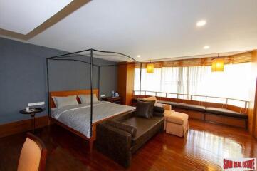 Prompak Place - Spacious Four Storey Three Bedroom House for Sale in the Heart of Thong Lo