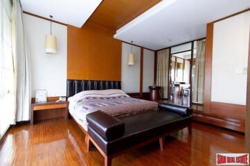 Prompak Place - Spacious Four Storey Three Bedroom House for Sale in the Heart of Thong Lo
