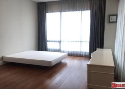 Bright Sukhumvit 24 - Spacious 3 Bed 3 Bath Duplex Condo For Sale On 29th Floor With Lots Of Natural Light And Great Views Of Phrom Phong Bangkok