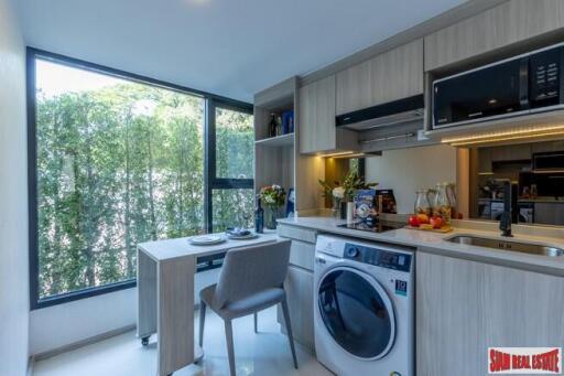 Premium Pet-Friendly High-Rise Duo Space Condominium at Phetkasem, Bang Wa - 1 Bed Units