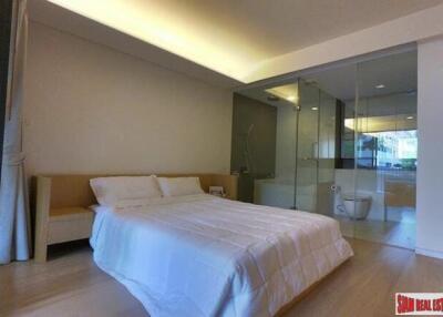 Siamese Gioia - Large One Bedroom Condo with Green Views for Sale on Sukhumvit 31