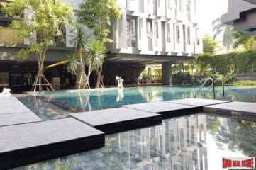 Siamese Gioia - Large One Bedroom Condo with Green Views for Sale on Sukhumvit 31