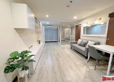 Silom City Resort - 1 Bedroom and 1 Bathroom for Sale in Si Lom Area of Bangkok