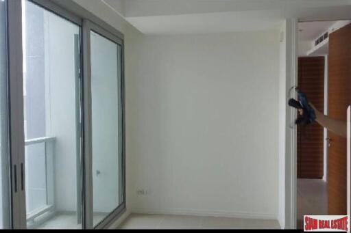 The River Condominium - 1 Bedroom and 1 Bathroom for Sale in Saphan Tak Sin Area of Bangkok