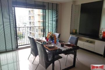 Noble Solo Condo - Two Bedroom with Pool Views on Sukhumvit 55, Bangkok