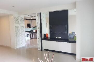 Noble Solo Condo - Two Bedroom with Pool Views on Sukhumvit 55, Bangkok