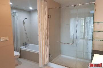 Noble Solo Condo - Two Bedroom with Pool Views on Sukhumvit 55, Bangkok