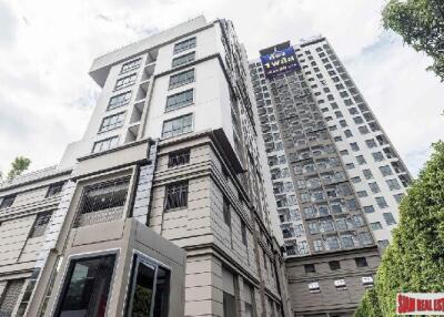 Newly Completed Classy High-Rise Condo at Wongwian Yai BTS, Sathorn