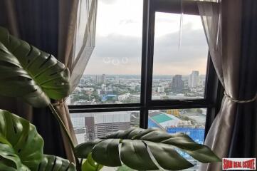 Rhythm Ekkamai - Newly Renovated & Spacious Three Bedroom Condo on the 30th Floor for Sale