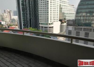 Le Premier 1 - Classic Two Bedroom for Sale on Sukhumvit 23, Bangkok