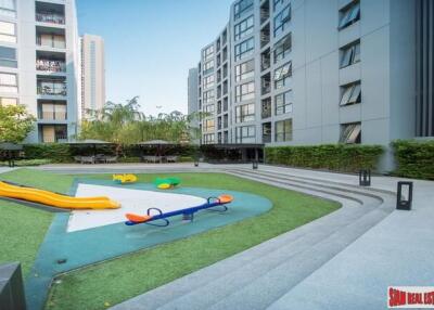 New Low-Rise 1 Bed Condos in Natural Environment Close to Phra Khanong BTS, Habito Mall