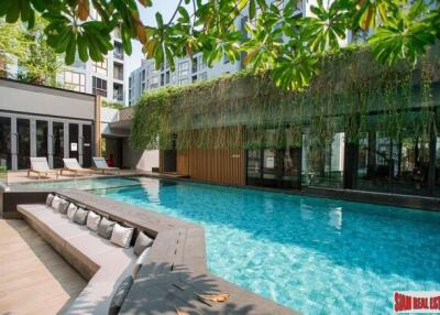 New Low-Rise 1 Bed Condos in Natural Environment Close to Phra Khanong BTS, Habito Mall