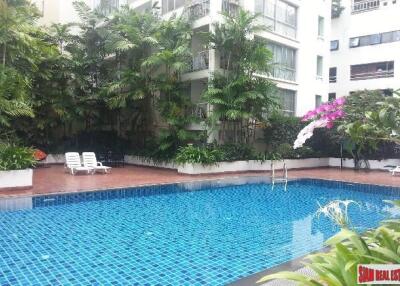 Raintree Villa - Studio Condo for Sale in Tropical Surroundings at Sukhumvit 53, Thong Lor - Thai Quota