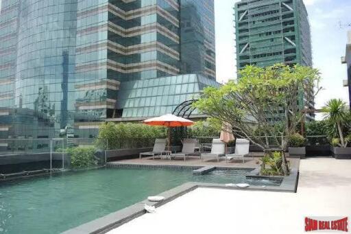 Collezio Sathorn - Pipat - Contemporary One Bedroom for sale in the Silom Area of Bangkok