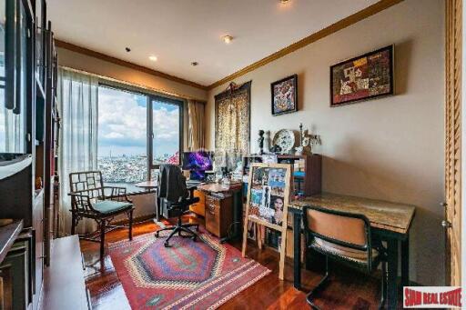 Baan Chaopraya Condominium - Large 3 Bed Condo on 19th Floor with Amazing River and City Views and Antique Furnishings at Chaopraya River