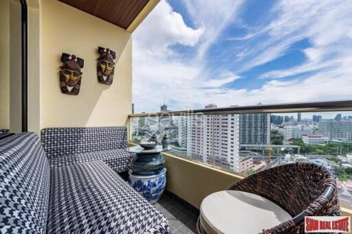 Baan Chaopraya Condominium - Large 3 Bed Condo on 19th Floor with Amazing River and City Views and Antique Furnishings at Chaopraya River