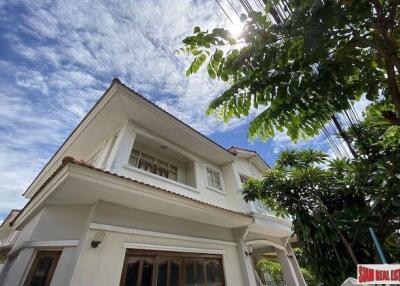 Manthana 2 Srinagarind - Three Bedroom, Two Storey Family House for Sale in Bearing