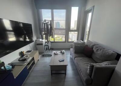 Condo for Rent at XT Ekkamai