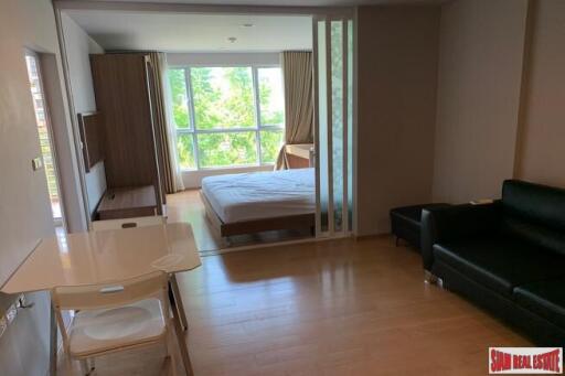 Hive Sukhumvit 65 - Cheerful Pool View One Bedroom Condo for Sale 650 m. from BTS Ekkamai