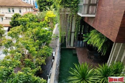 Ekkamai Modern Pool Villa - Standalone House With 5 Bed 6 Bath And 2 Private Swimming Pools For Sale In Ekkamai Area Of Bangkok