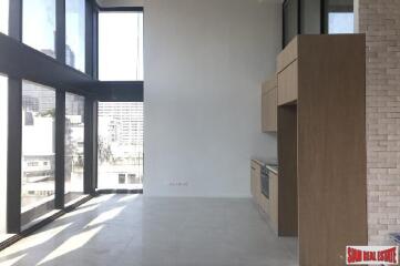 The Lofts Silom by Raimon Land - Stunning Modern 1 Bed 1 Bath Loft For Sale In Popular Silom Area Of Bangkok Just 8 Min Walk To BTS