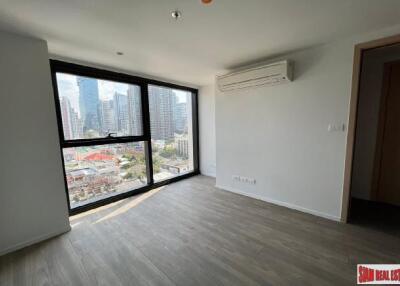 The Lofts Silom by Raimon Land - Stunning Modern 1 Bed 1 Bath Loft For Sale In Popular Silom Area Of Bangkok Just 8 Min Walk To BTS