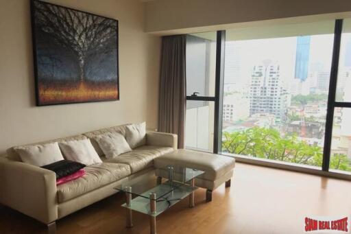 The Met - Modern and Bright Two Bedroom Condo with City Views in Chong Nonsi