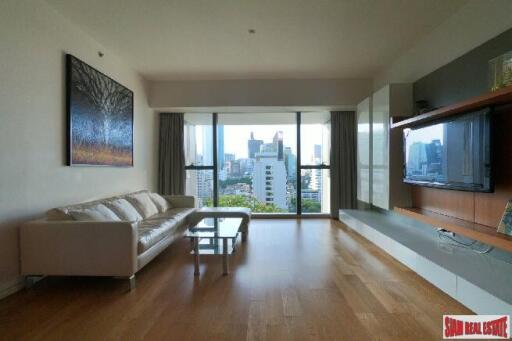 The Met - Modern and Bright Two Bedroom Condo with City Views in Chong Nonsi