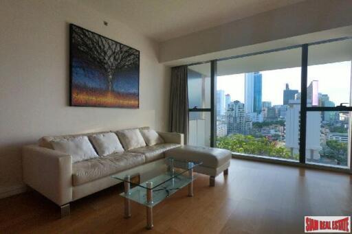 The Met - Modern and Bright Two Bedroom Condo with City Views in Chong Nonsi