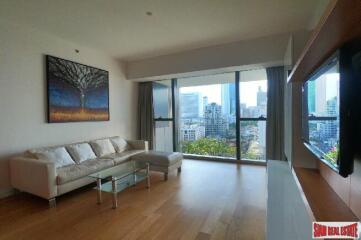 The Met - Modern and Bright Two Bedroom Condo with City Views in Chong Nonsi