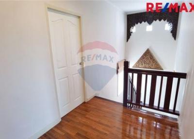 180 Sqm., 4 Beds, 2 Baths Townhouse listed for ฿ 4,790,000.