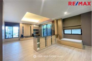 300 Sqm., 3 Beds House listed for ฿ 20,900,000.