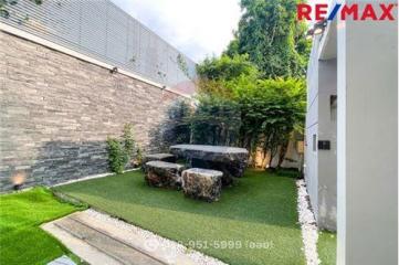 300 Sqm., 3 Beds House listed for ฿ 20,900,000.