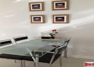 Serene Place Sukhumvit 24 - Amazing 2 Bedroom Condo in PhromPhong